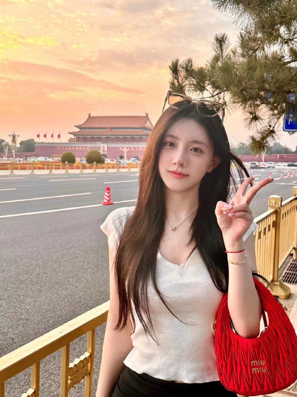 New student working part-time - Hangzhou Escort Photo 6 | Escort Girls China