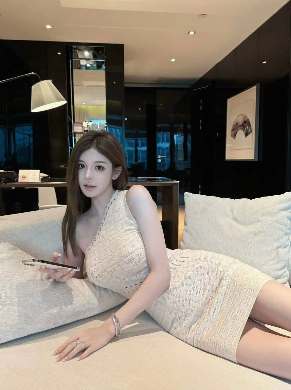 Su Weiwei - Hangzhou Escort Photo 8 | Escort Girls China